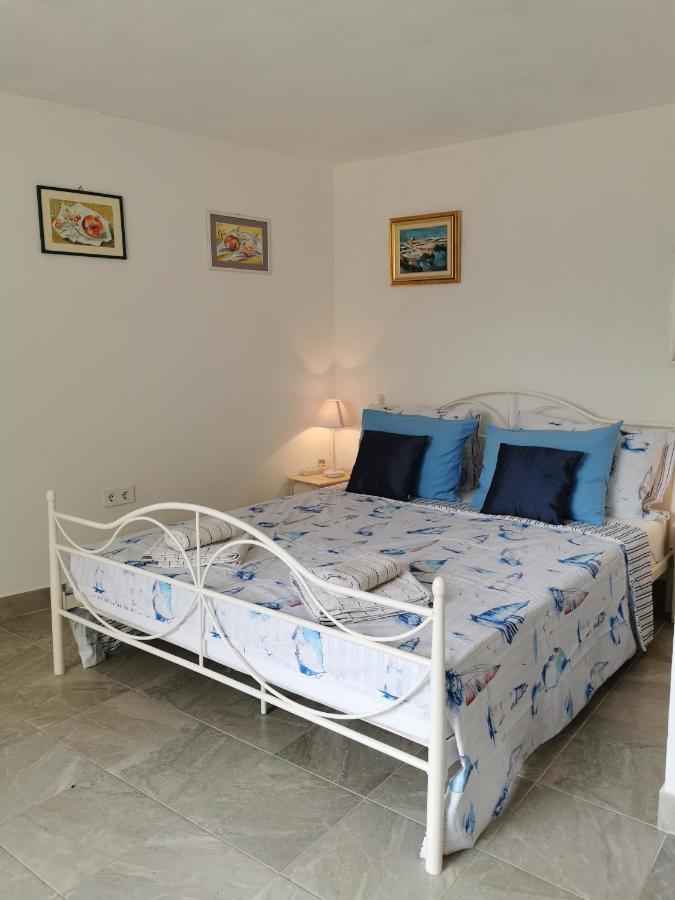 Studio Apartment Mileta Pitve Eksteriør bilde